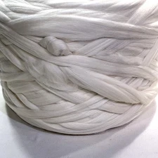 1 Bump, Eco Peruvian Highland Wool Roving Top, 27.5 Microns, Undyed