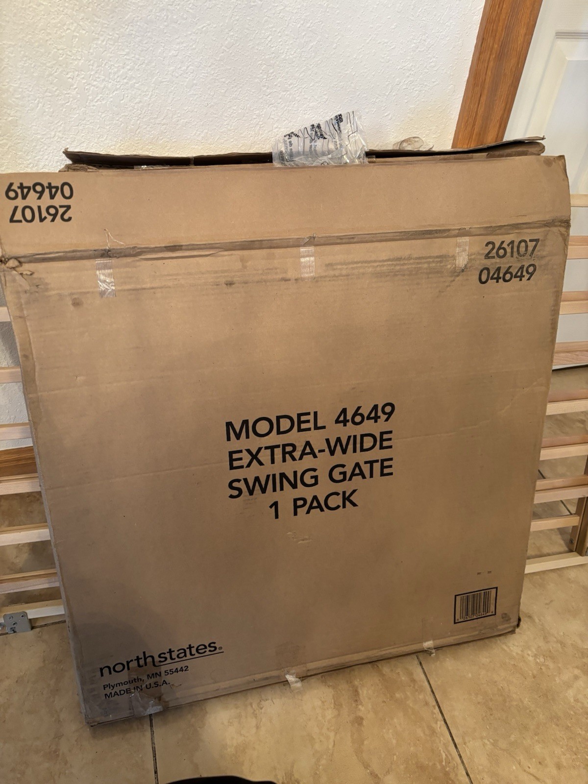 North States 4649 Extra-Wide Swing Gate New In Box Baby / Pet Wood