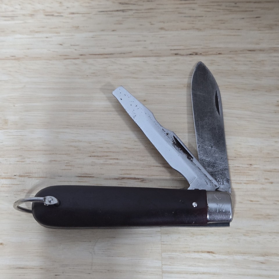 A genuine USA-made Imperial TL29 electrician's linesman knife — a workhorse tool with real American heritage and a satisfying utilitarian look.