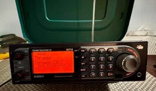 BCT15 Uniden Bearcat Mobile/Base 2500 Channel Scanner with Box and Accessories