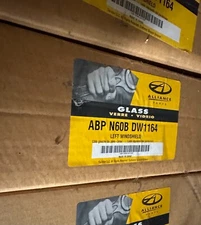 Alliance Left-Side Windshield -- N60B-DW1164