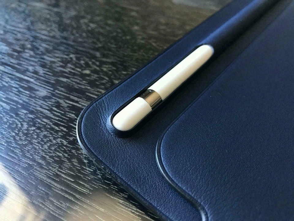 Genuine Apple Leather Sleeve Case for iPad Pro 10.5" & Air 3 - Midnight Blue - Image 4 of 4