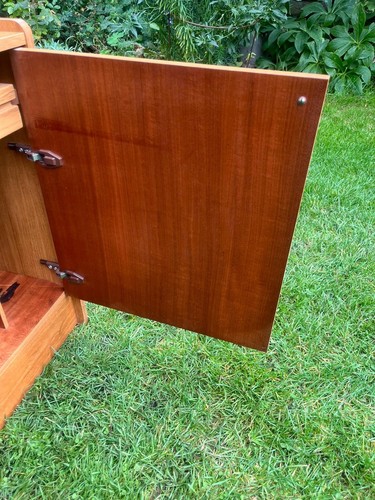 Vintage Schreiber mid century teak veneer record cassette storage cupboard - Picture 17 of 17