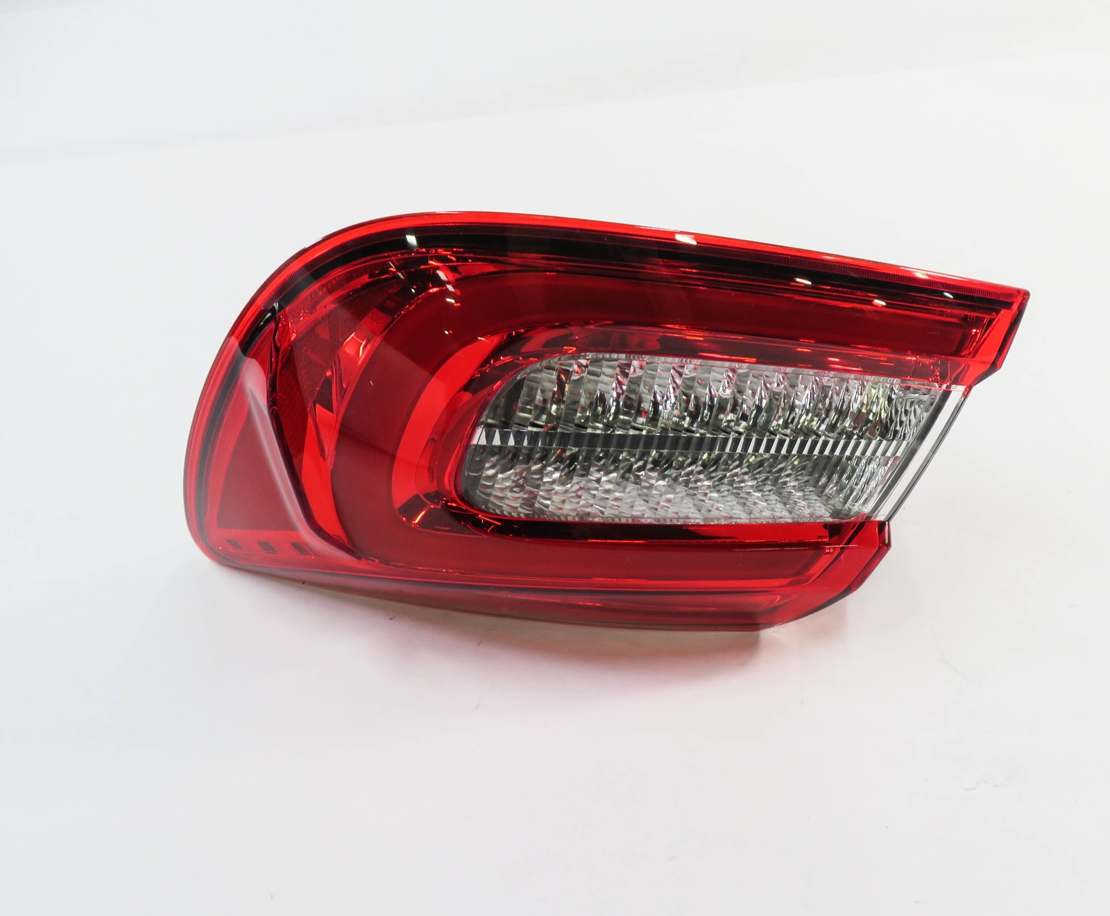 2018 MASERATI QUATTROPORTE (M156) RIGHT PASSENGER TAILLIGHT BRAKE LIGHT LAMP
