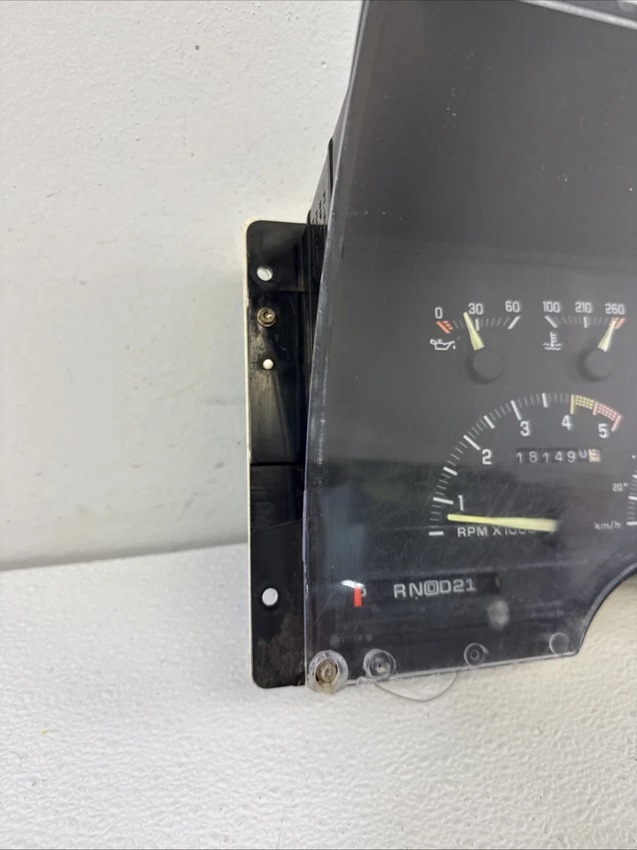 Cuadro de instrumentos velocímetro 92-94 Chevy GMC Truck C/K 1500 2500 OEM 16140115 LEER Foto 2 de 4