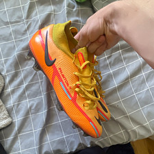 Nike Phantom GT2 Men s Soccer Cleats Low Top ...
