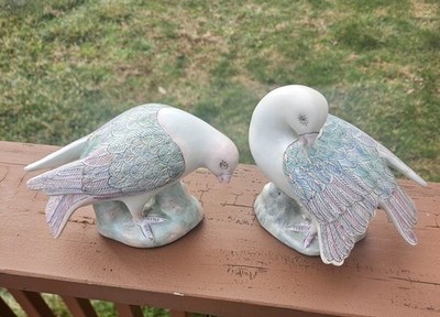 Vintage WBI Hand Painted Porcelain Ceramic Pastel Dove/Pigeon Figurines Pair