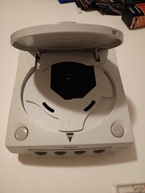 Sega Dreamcast Console Bundle Lot - 4 Games, 2 Controllers, Memory Card - Works