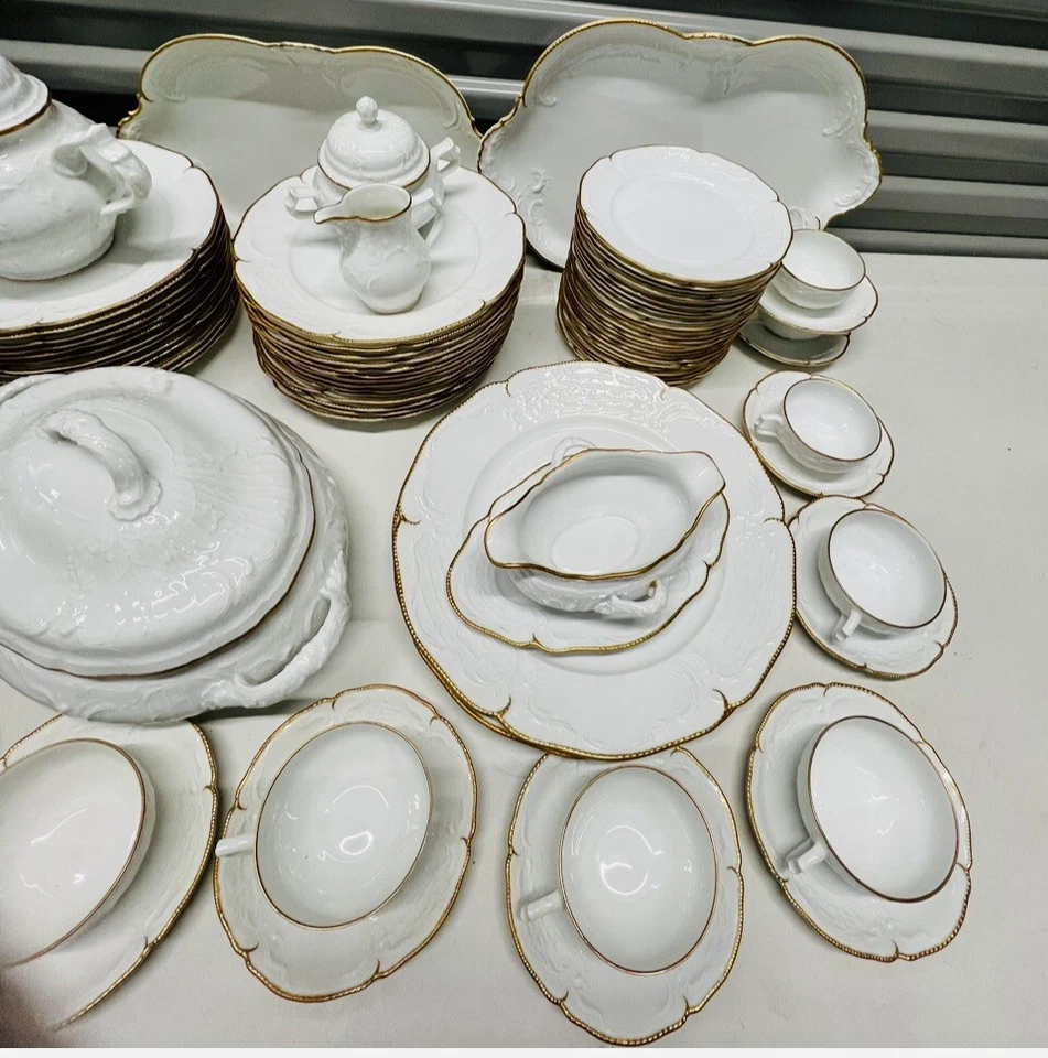 JUEGO DE VAJILLA ROSENTHAL 'SANSSOUGI' SIGLO XX BLANCO Y ORO 24K - 112 PIEZAS Foto 3 de 4