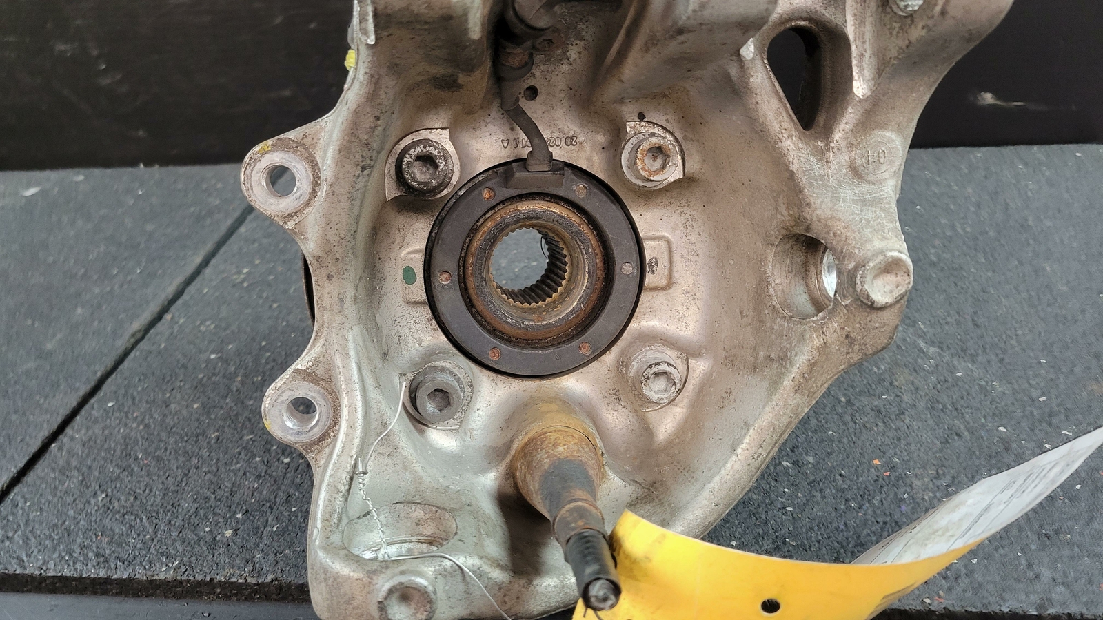 2005 MASERATI M139 QUATTROPORTE DRIVER REAR SPINDLE KNUCKLE ASSY, ONLY 53K MILES