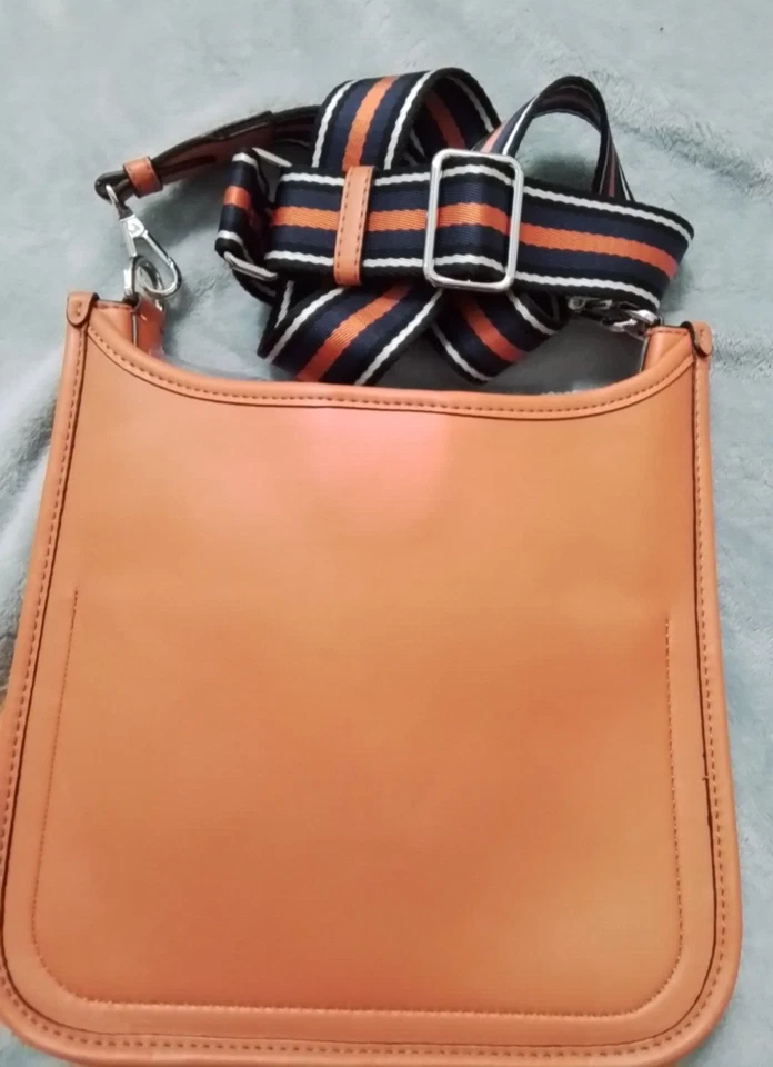 Bolso bandolera/mensajero Brook de cuero naranja/coral DKNY NUEVO SIN ETIQUETAS (al por menor $178) Foto 3 de 4