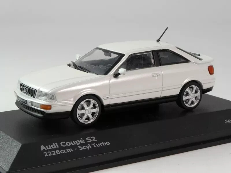 AUDI Coupe S2 1992 Solido 1/43 cadeau idéal en blanc pour passionné d'automobiles anciennes