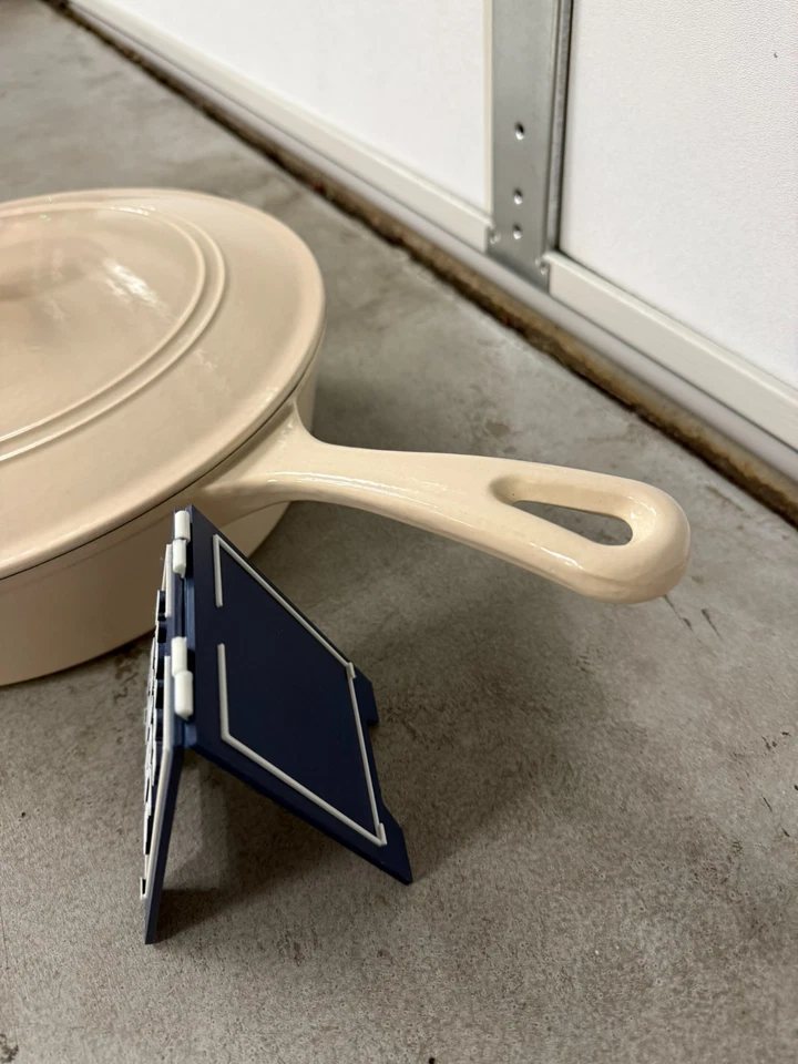 Freidora de Pollo de Hierro Fundido Cuisinart 12" - Marfil - Excelente Estado Foto 4 de 4