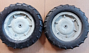 Late Ford 6000 Rear Wheels 1/12 scale Plastic Tires Metal Rims
