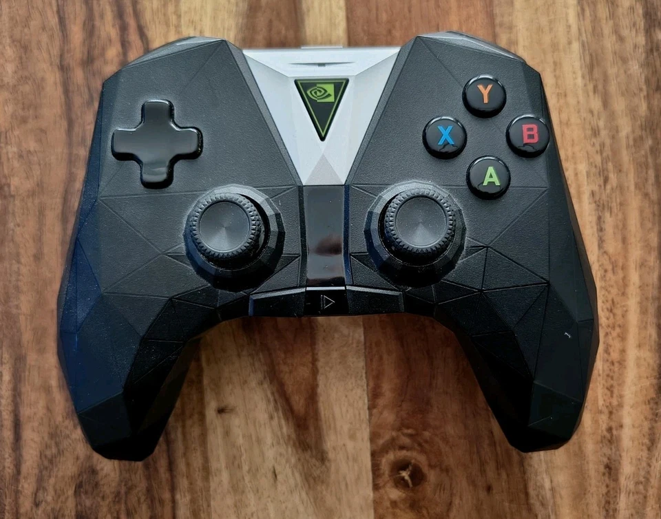 NVIDIA Shield TV Pro mit Original Shield Controller Modell P2897 - Bild 3 von 4