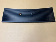 87-93 Ford Mustang Plastic Cowl Vent Panel Trim Wiper Fluid Sprayer Bezel Oem 87-93 Ford Mustang Plastic Cowl Vent Panel Trim Wiper Fluid Sprayer Bezel Oem