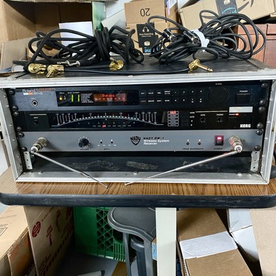 LOT-Roland Korg Nady-effects processor, digital tuner, receiver+Rack Case/cables