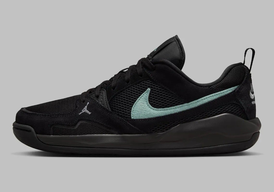 Nike Jordan CMFT Era Black Mineral Sail Sneakers HJ6777-002  display picture 2