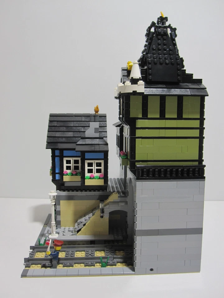 Lego Custom Modular Building Haus Village Train Station Moc - Bild 3 von 4