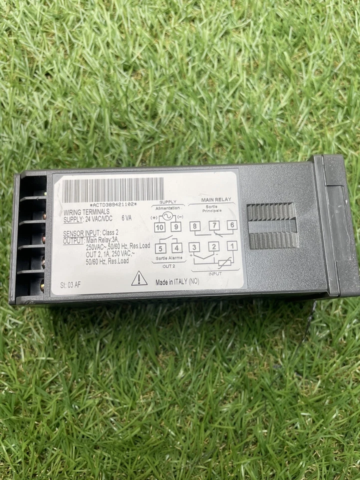 Crouzet Syrelec temperature controller CTD43, CTD4389421102 - Photo 2/3