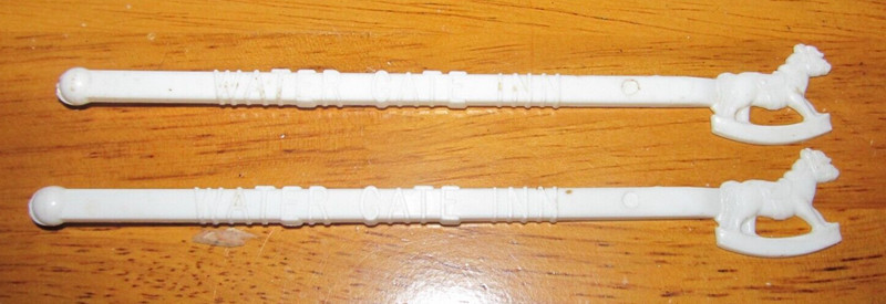 The Water Gate Inn VINTAGE SWIZZLE STICKS White Horses Bar Barware