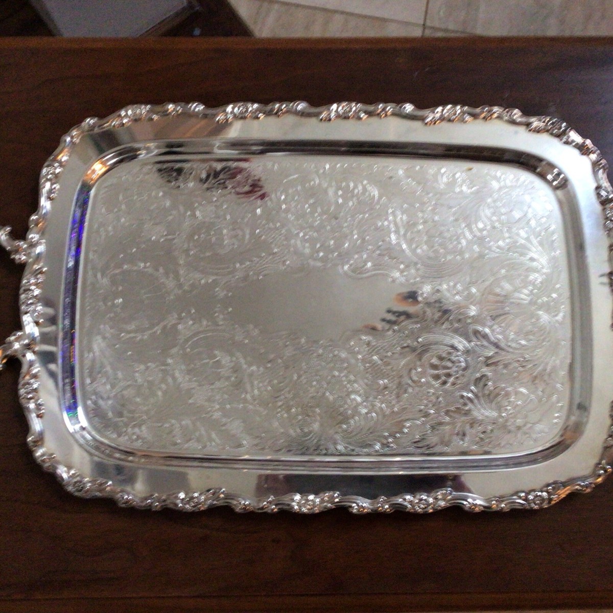 Oneida USA Royal Provincial Medium Silverplate Waiter Tray 20 By