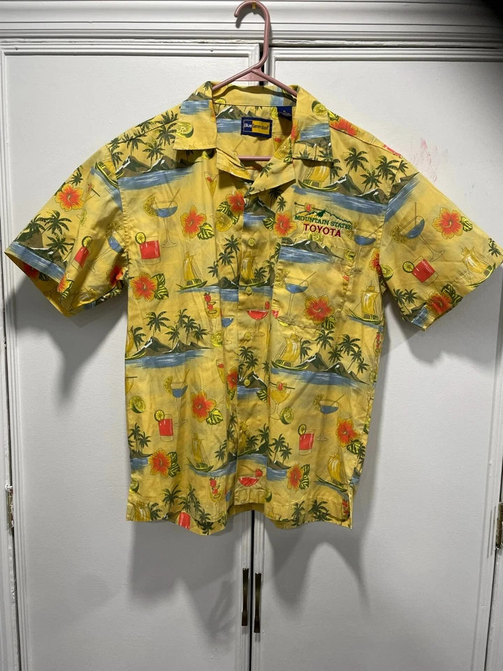 Camisa abotonada Blue Generation Mountain States Toyota para hombre amarilla talla MD Foto 2 de 4