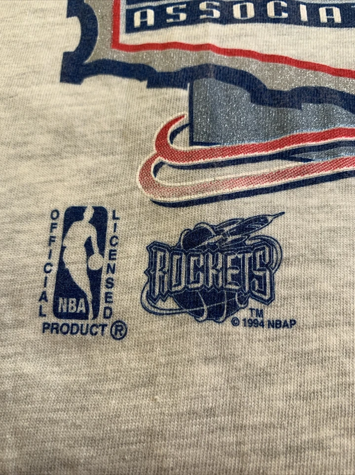 Vintage Houston Rockets T-Shirt Single Stitch Grey Logo Spellout 1994 Size Large - Image 4 of 4