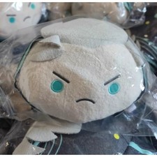 Muñeco de peluche Devil May Cry 5 Vergil grande acostado edición limitada