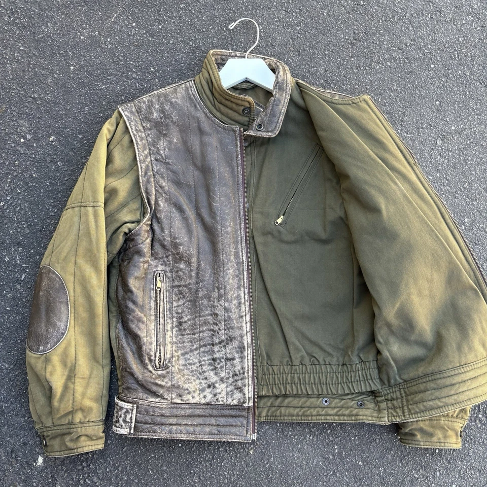 Chaqueta de bombardero de cuero verde musgo de vuelo A-2 vintage 36 pequeña envejecida Foto 3 de 4