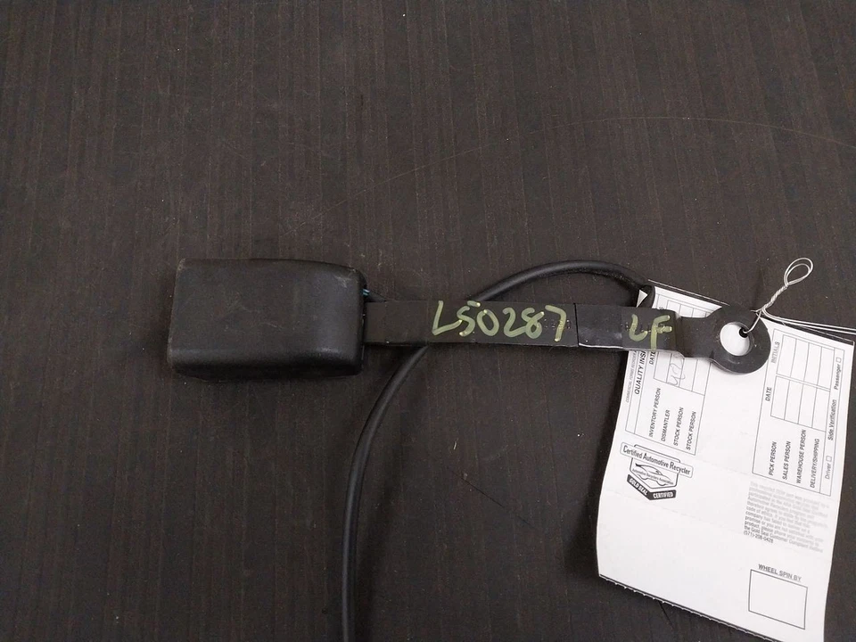 Cinturón de seguridad delantero cubo asiento hebilla conductor se adapta a 17-18 MAZDA 3 3021244 Foto 4 de 4