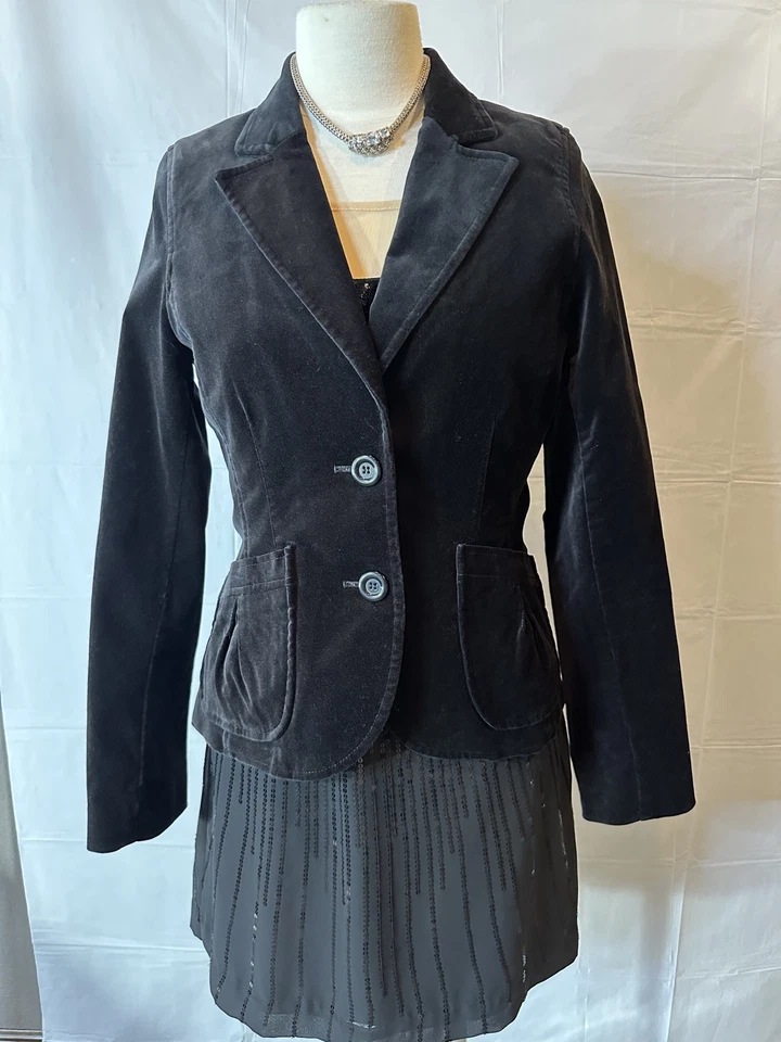 Blazer H&M Chaqueta Negra Mujer 8 Terciopelo Forrado Dos Botones Bolsillos Ajustado Foto 2 de 4