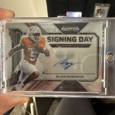 Bijan Robinson 2023 Prizm Draft Picks Signing Day Auto #SD-BIR