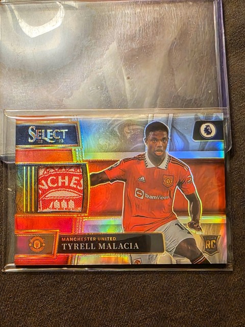 2022-23 Panini Select Tyrell Malacia 1/1 Black Prizm Rookie Patch Auto RC Signed