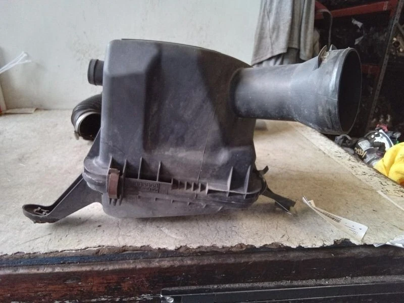 GMC Canyon 2008-2012, purificador de aire Hummer H3 OEM Foto 4 de 4