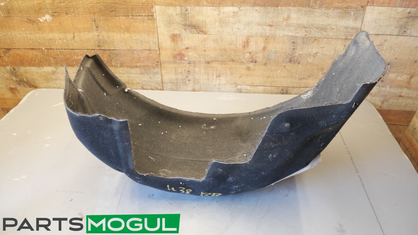 Maserati Quattroporte 2004-2012 REAR+RIGHT Fender liner