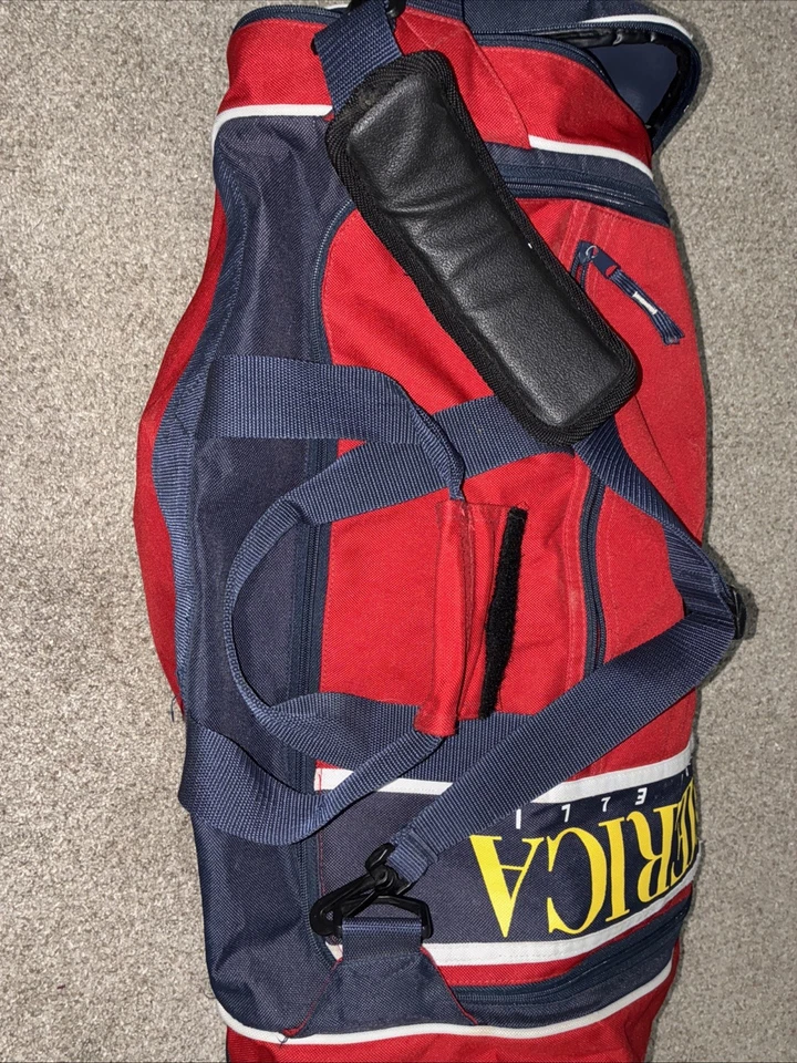 Perry Ellis America Weekender Gimnasio Bolsa de Lona Viaje para Pasar la Noche Bolso Rojo y Azul Foto 4 de 4