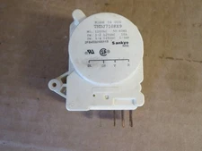 Absocold Refrigerator Defrost Timer Ass. Part # TMDJ710KE9