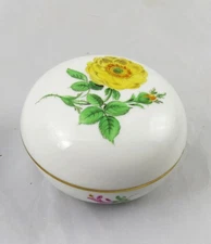 Vintage Meissen Yellow Rose Scattered Flowers Trinket Box 3" Crossed Swords Mark