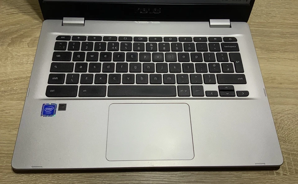 ASUS ChromeBook C423 14" Laptop Intel Celeron CPU N3350 1.10GHz 4GB 32GB EMMc - Image 2 of 4