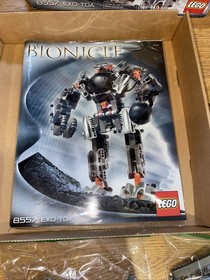LEGO 8557 Bionicle Exo-Toa Retired complete w/ Manual & Box 2002 Vintage