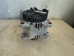 VW Golf V 1,9TDi 77kW 2008 BLS Lichtmaschine Valeo 140Ah 06F903023C