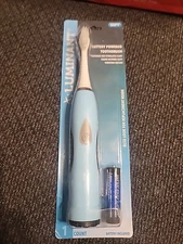 Luminant Battery Powered Toothbrush Soft . Green accents. NEW...