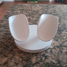 Meta Charging Dock USB-C Controller Charging ...