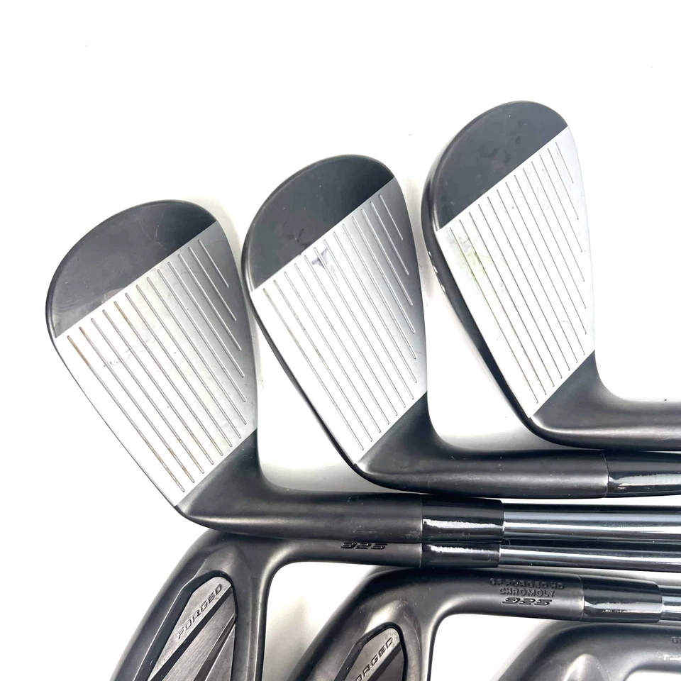 Mizuno JPX925 Black Forged Irons / 6-GW / Recoil Dart 60 Senior Flex - Image 4 of 4