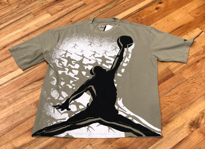 NEW* Men's NIKE AIR JORDAN Oversized Reissue T-Shirt OLIVE (HQ8982