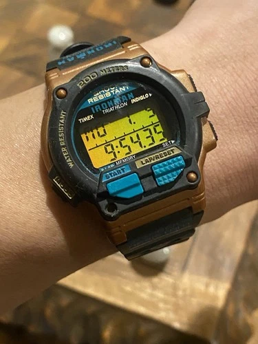 VINTAGE TIMEX IRONMAN  TRIATHLON INDIGLO 200M  MEN'S WATCH RARE STEEL BAND
