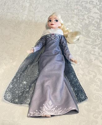 Disney Frozen Elsa's Treasured Traditions Doll Olaf's Frozen Adventure