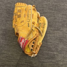 Rawlings RBG 36JR 9 1/2" Tony Gwynn Youth RHT Deep Well Pocket Baseball Glove