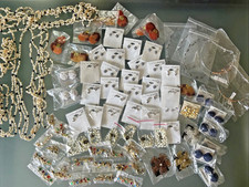 Lot Of 30 Pkgs Modern Costume Jewelry Necklaces Bracelets Earrings Wholesale